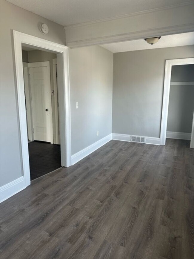 Foto del edificio - 15 Home Pl