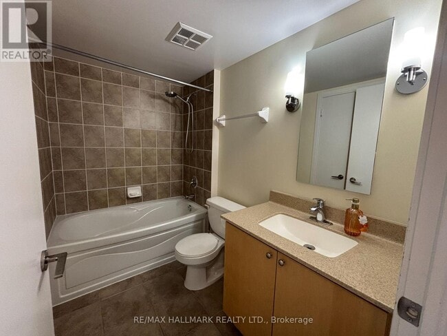 Building Photo - 35 Viking Ln