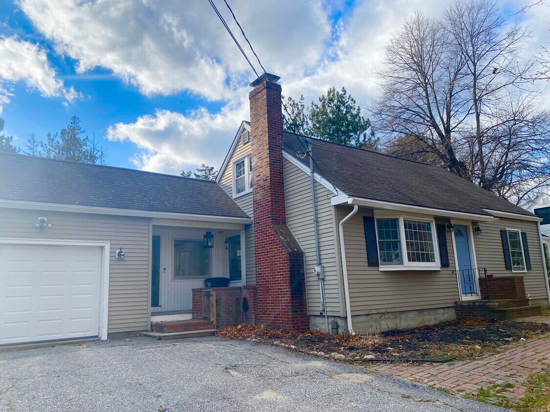 Front of House - 326 Greely Rd