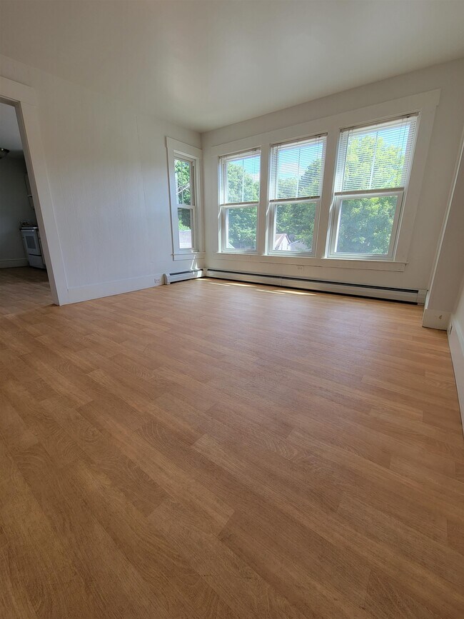 Foto del edificio - 21 Perley Ave