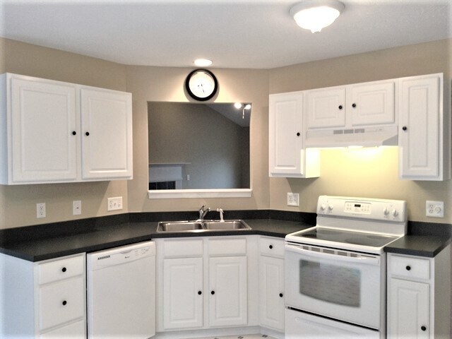 Building Photo - 1179 Stableview Cir