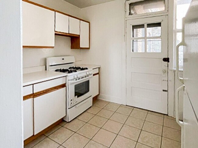 Photo - 1606 West Sunnyside Avenue #3S Apartment