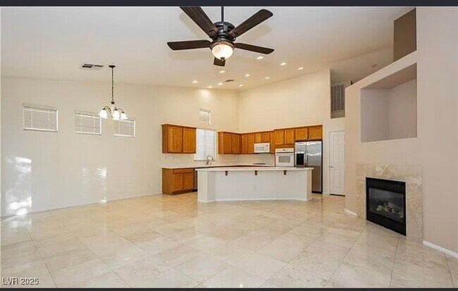 Foto del edificio - Beautiful 3-Bedroom + Loft Home for Rent i...