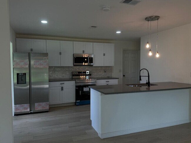 Foto del edificio - 5021 NE 4th St