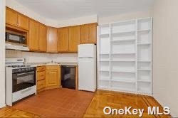Foto del edificio - 43-10 44th St