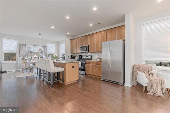 Building Photo - 802 Hoopes Ln