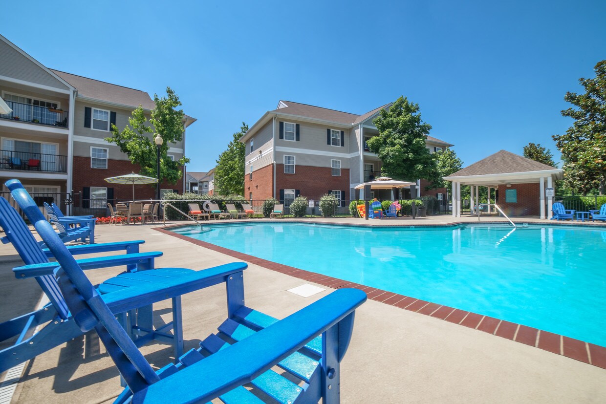 Crossings At Hazelwood Apartments in Murfreesboro, TN