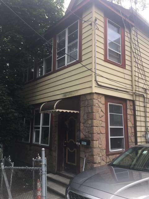 Primary Photo - 114 Corson Ave