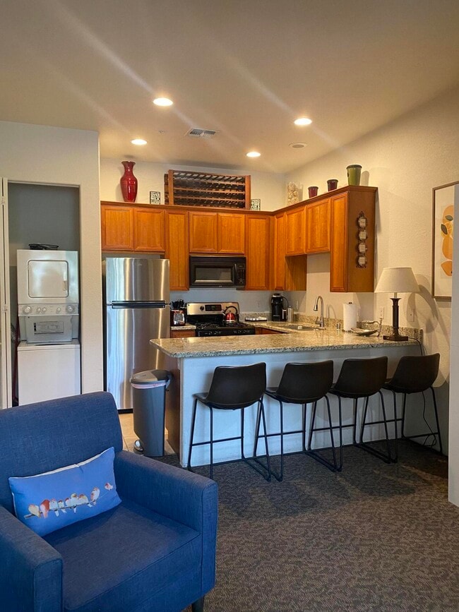 Building Photo - 50650 Santa Rosa Plz