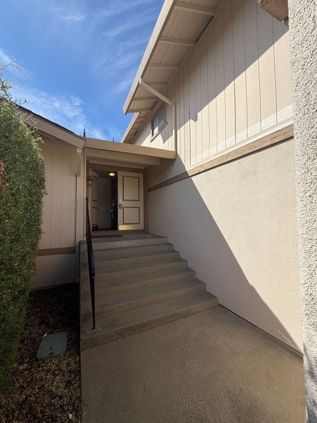 Building Photo - 3212 Korovo Ct