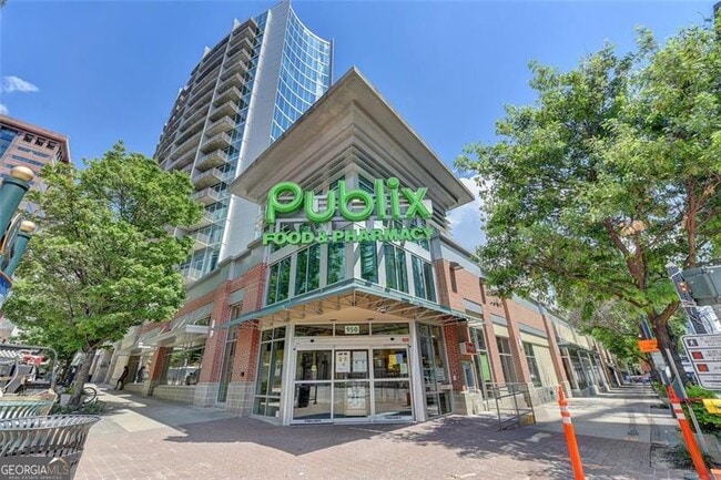 Building Photo - 44 Peachtree Pl NE