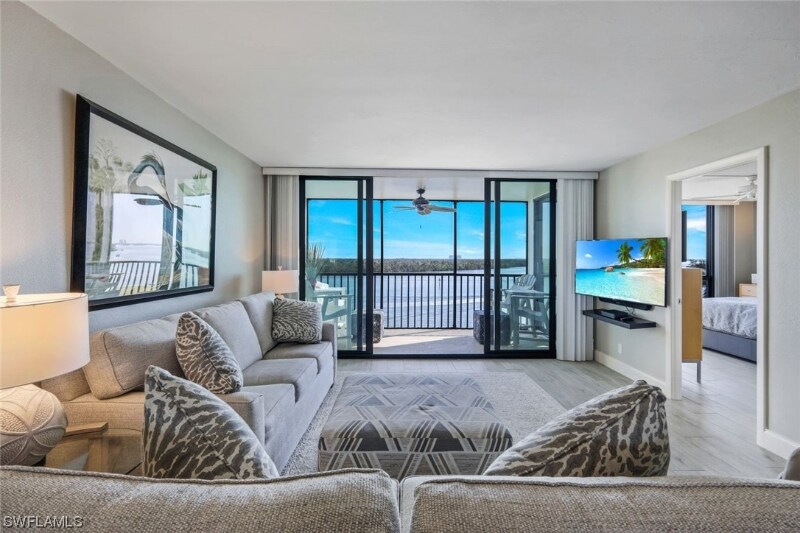 Foto principal - 4253 Bay Beach Ln