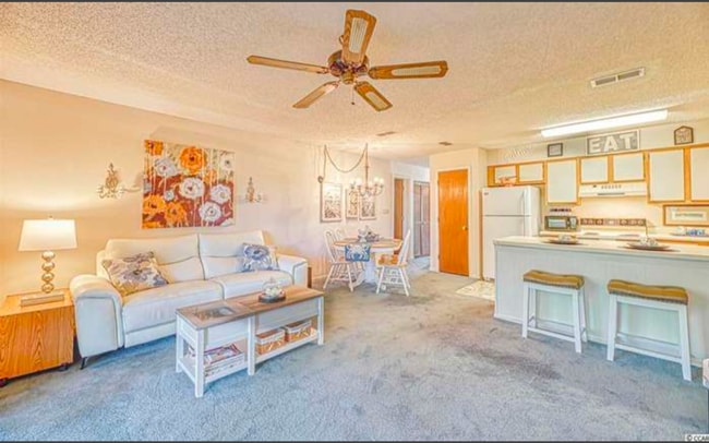Living room - 510 Fairwood Lakes Dr