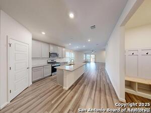 Building Photo - 13051 Louberg Vly