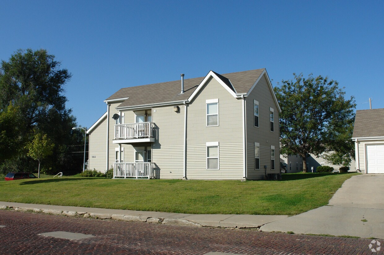 Building Photo - 1802 N 18th St