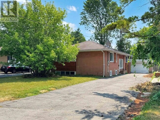 Building Photo - 17 Dobbin Rd