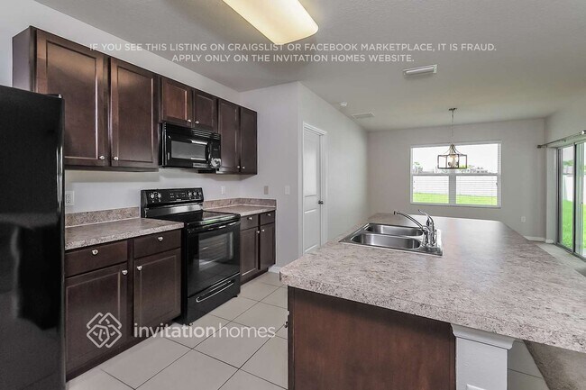 Foto del edificio - 10028 Geese Trail Cir