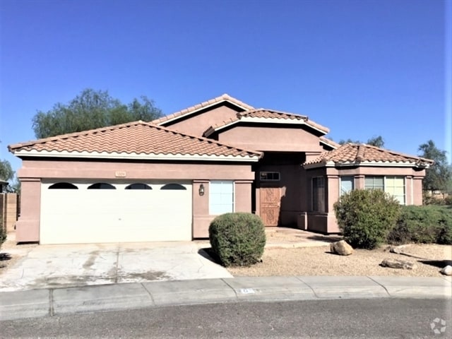 Building Photo - 7004 S 34th Ln