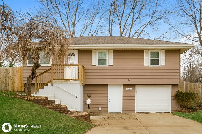 Foto principal - 16380 E 34th St S