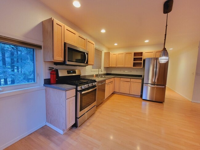 Building Photo - 274