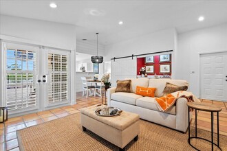 Building Photo - 2542 Bedford Mews Dr