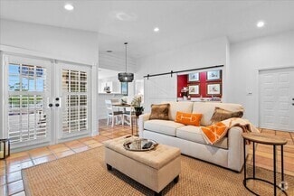 Building Photo - 2542 Bedford Mews Dr