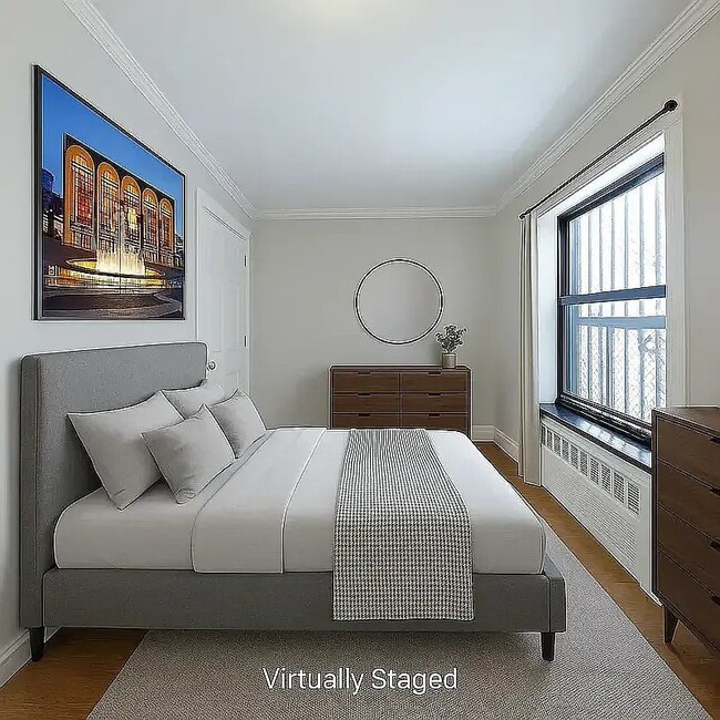 Foto del edificio - 345 W 53rd St
