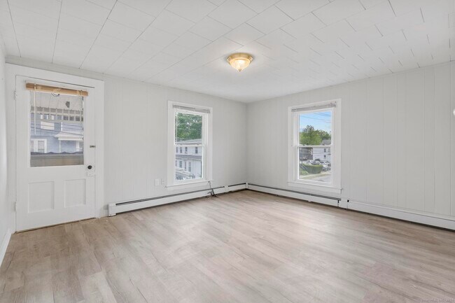 Foto del edificio - 20 Center St