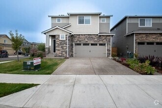 Building Photo - 2303 NW Yohn Ranch Dr