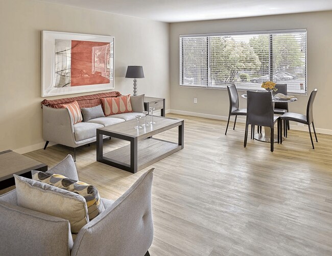 Foto del interior - 3030 Lake City