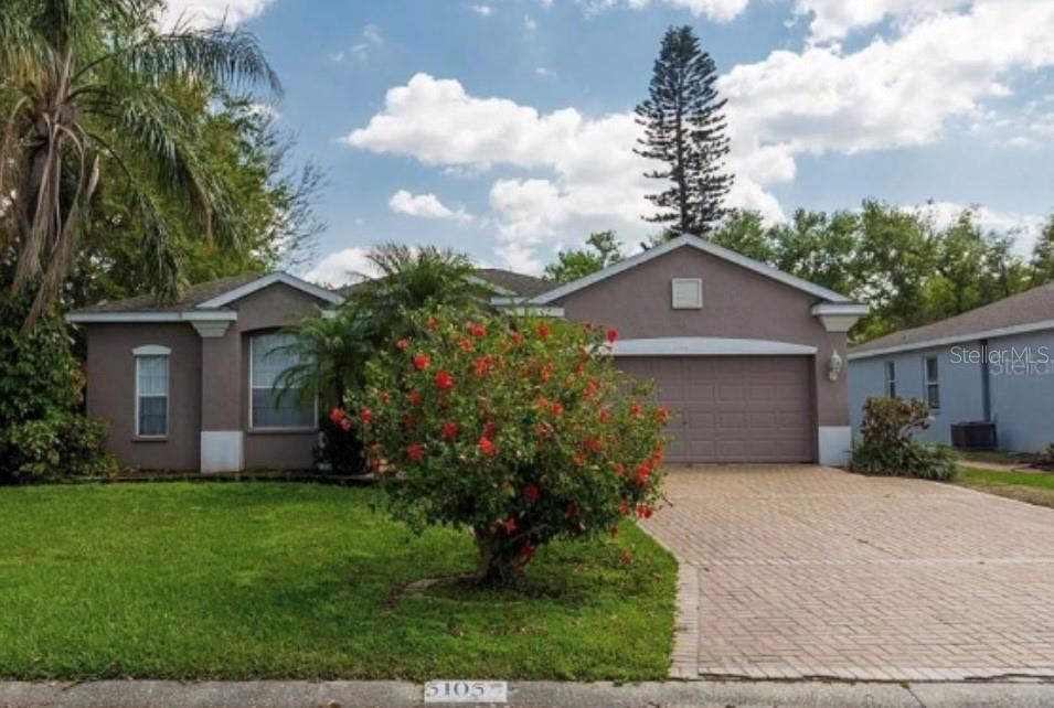 Foto principal - 5105 44th St W