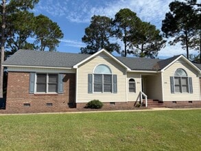 Building Photo - 3814 Sturbridge Dr