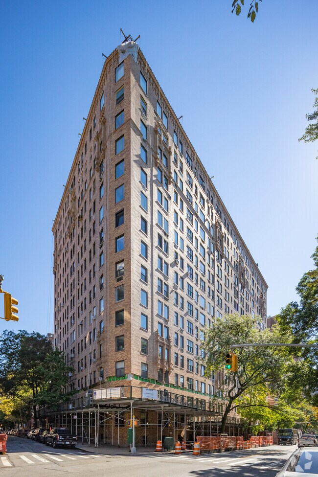 Building Photo - Riverside Tenants Corp