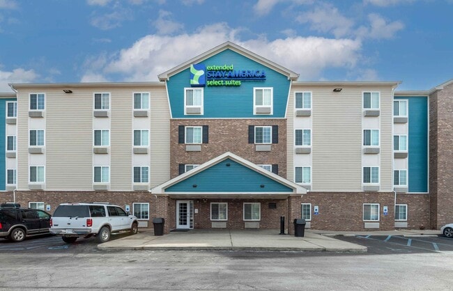 Building Photo - Furnished Studio-Indianapolis - West