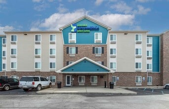 Building Photo - Furnished Studio-Indianapolis - West