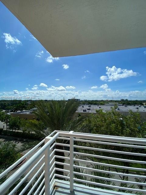 Foto del edificio - 2775 NE 187th St