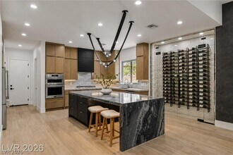 Building Photo - 29 Desert Highlands Dr