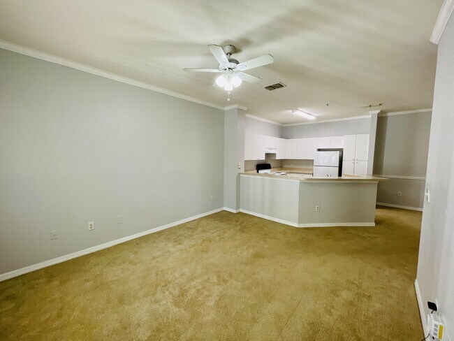Building Photo - 3615 Conroy Rd