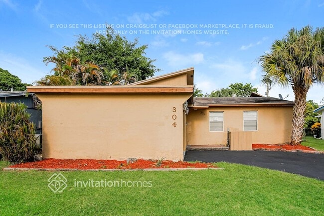 Building Photo - 304 SW 76th Terrace