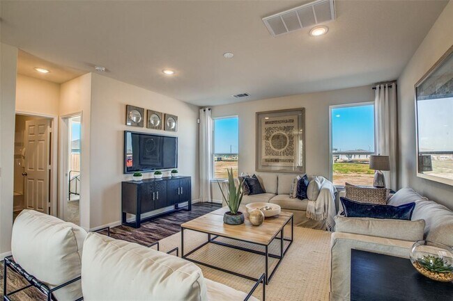 Building Photo - 17803 Pumpkin Vine Dr