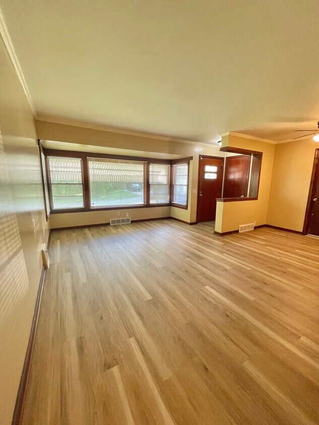 Foto principal - 500 E Angus St