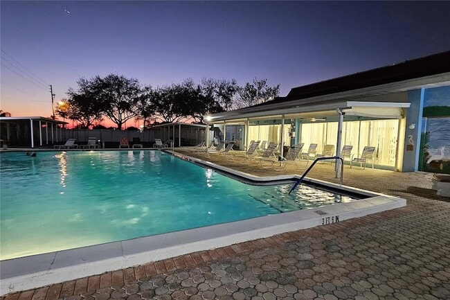 Building Photo - 4367 Tahitian Gardens Cir