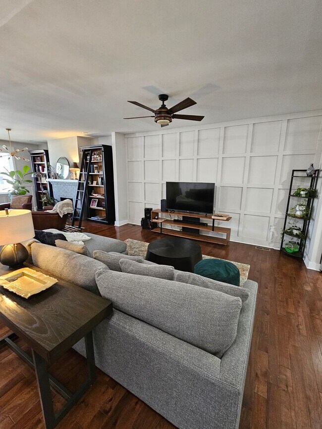 Building Photo - Church Hill Amazing 3 Bedroom 2.5 Bath Home