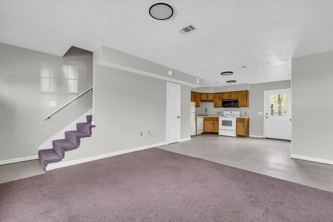 Foto del edificio - 452 W Broad St