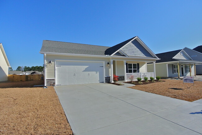 Building Photo - 206 Bungalow Dr