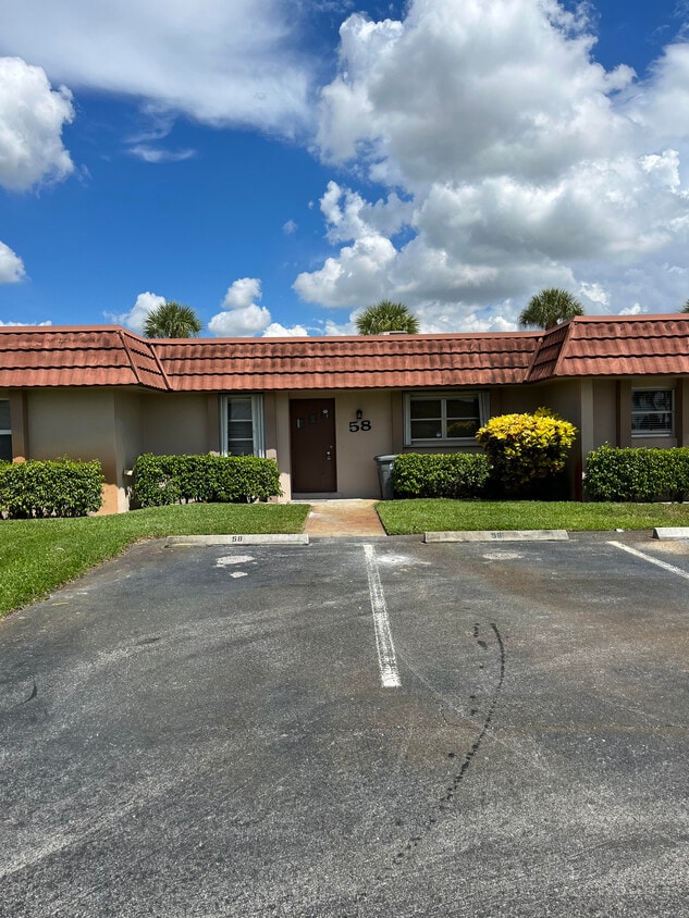 Primary Photo - 5725 Fernley Dr E