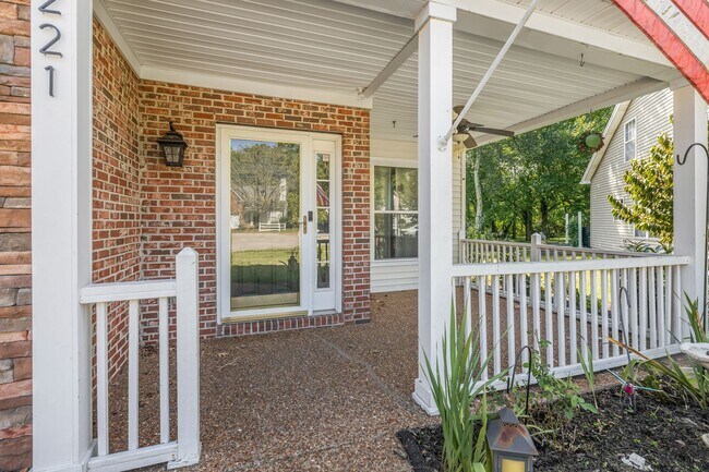 Foto del edificio - 3221 Calvin Ct