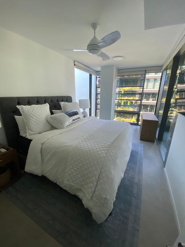 Bedroom - 7180 E Kierland Blvd