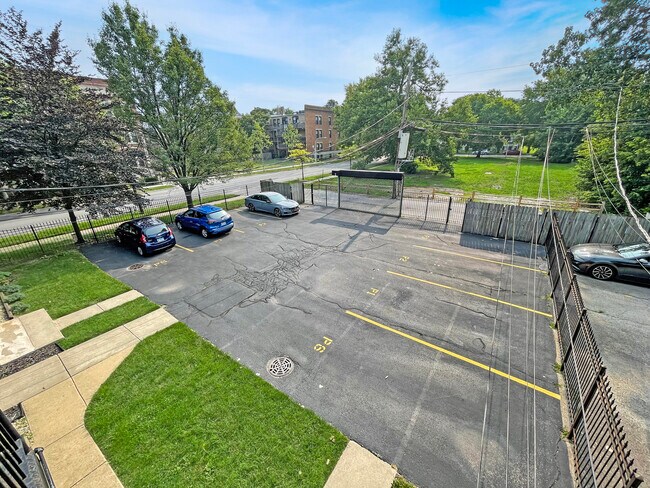 Foto del edificio - 6552 S Kenwood Ave