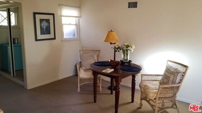 Foto del edificio - 21613 Pacific Coast Hwy